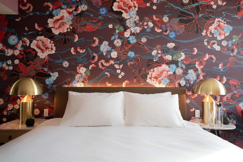 Versante Hotel Richmond Eksteriør bilde A bedroom at the hotel